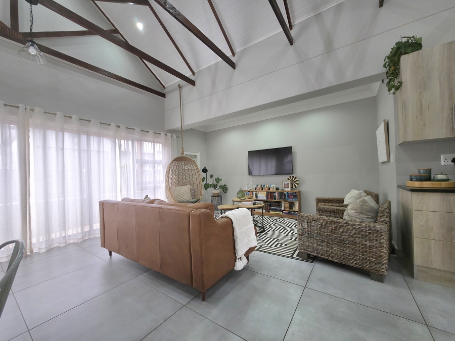3 Bedroom Property for Sale in Outeniquasbosch Western Cape